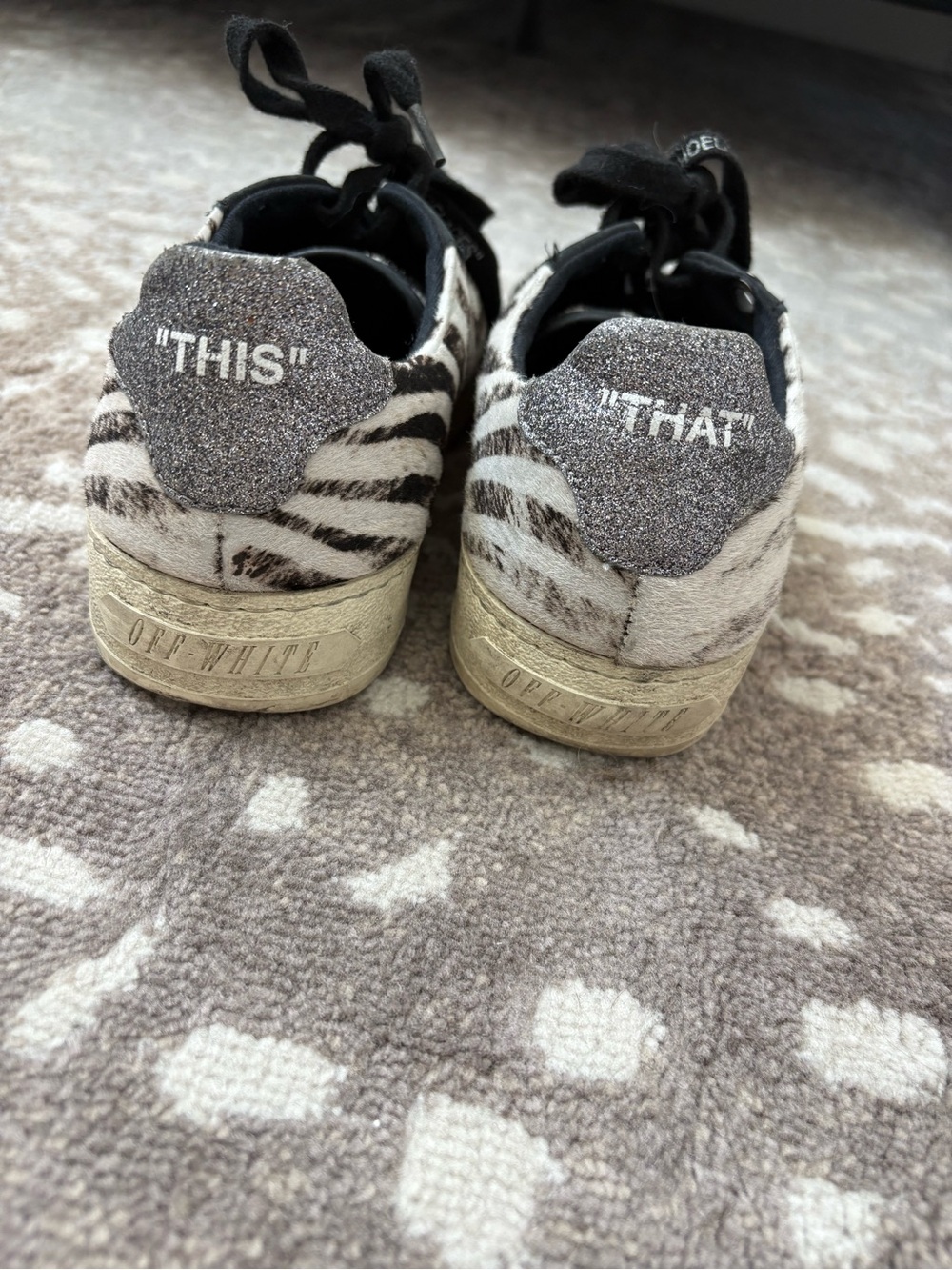 Off-White Zebra Print 'THIS/THAT' Glitter Heel Low-Top Sneakers - Black White